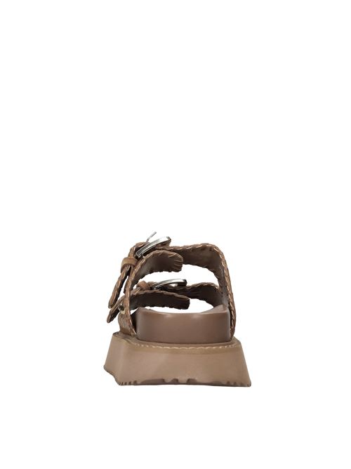 Mules in camoscio e pelle con borchie CORAL BLUE | CB.K224.27TAN